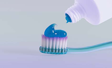 《牙膏分类目录》正式稿对比解读：功效宣称、机理及备案过渡期要点